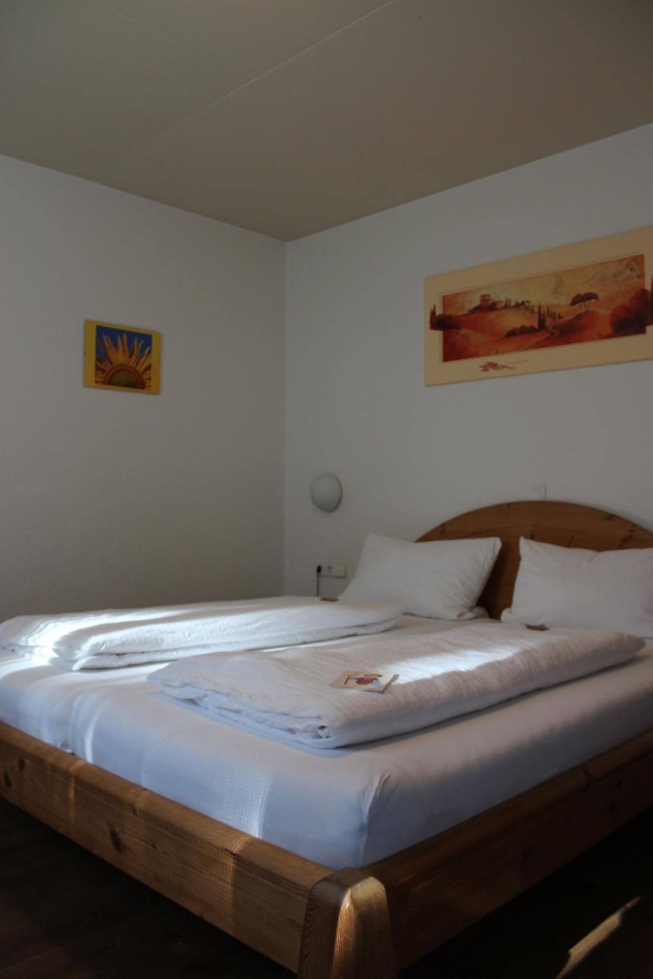 Hotel Sunnegaessle Rust Pokój zdjęcie